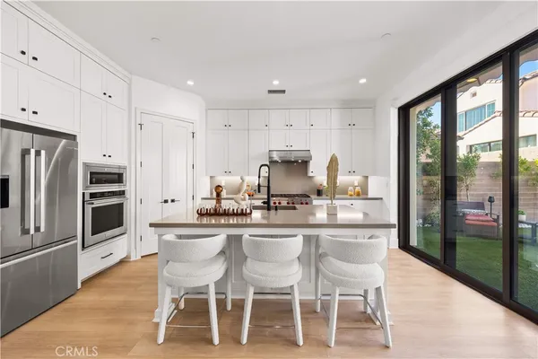 $2,550,000 | 217 Piazza, Irvine, CA 92602