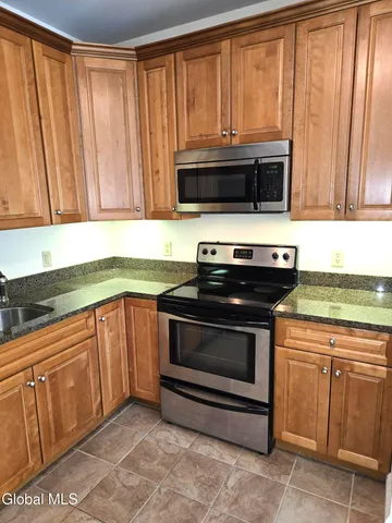 $249,900 | 8 Wall Street, Unit 315, Clifton Park, NY 12065