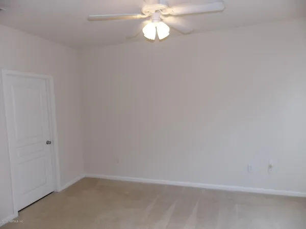$1,395 | 8290 Gate Parkway West, Unit 414, Jacksonville, FL 32216
