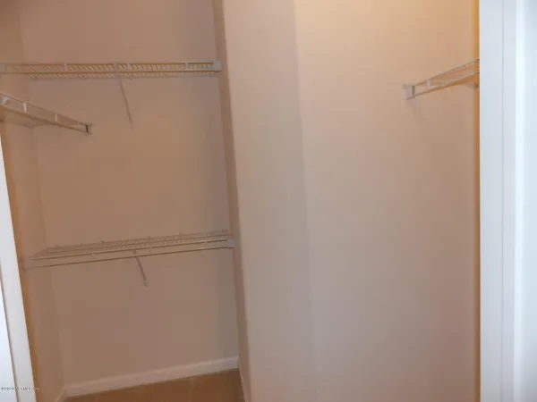 $1,395 | 8290 Gate Parkway West, Unit 414, Jacksonville, FL 32216