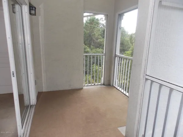 $1,395 | 8290 Gate Parkway West, Unit 414, Jacksonville, FL 32216