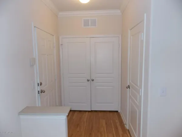$1,395 | 8290 Gate Parkway West, Unit 414, Jacksonville, FL 32216