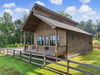 $399,999 | 60 Oak Forest Circle, Hayesville, NC 28904