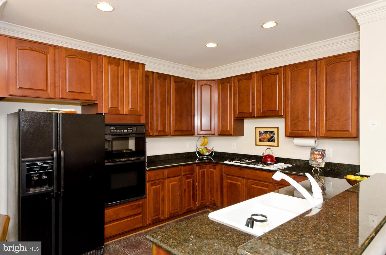 158 Rees Place Falls Church, VA 22046 - Photo 12 of 37 Kitchen