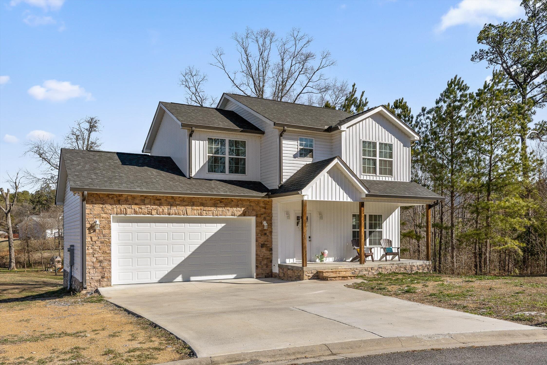 41 Timberidge Drive Chatsworth, GA 30705 - Photo 2 of 29 Gorgeous newer Craftsman style home!