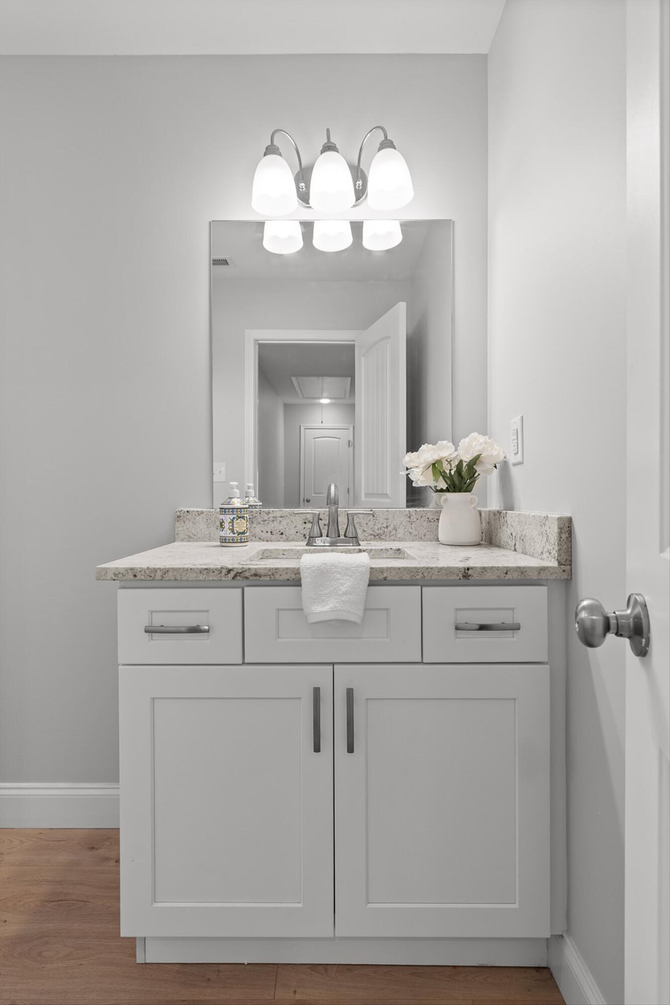 41 Timberidge Drive Chatsworth, GA 30705 - Photo 21 of 29 Shared full bath upstairs