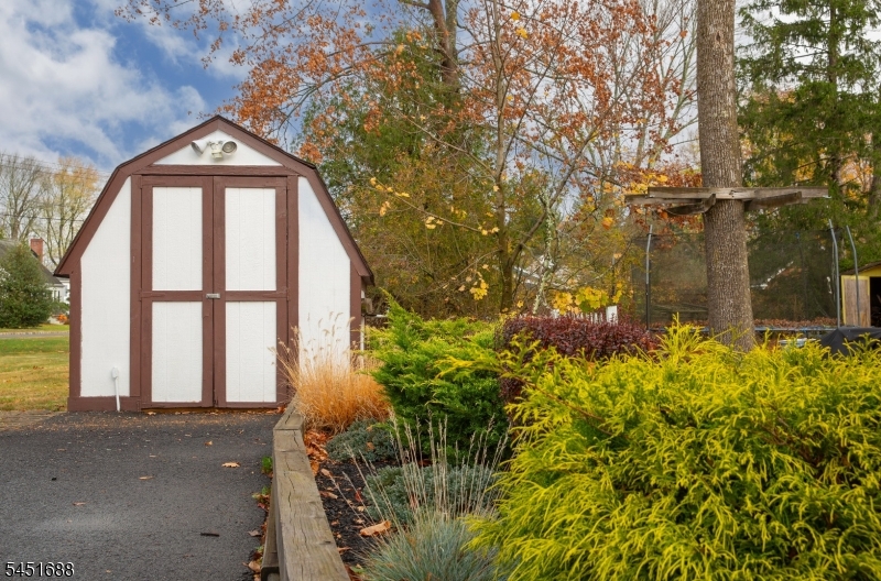 59 West Main Street, Unit 2 Mendham, NJ 07945 - Photo 5 of 18 Gallery Image 5