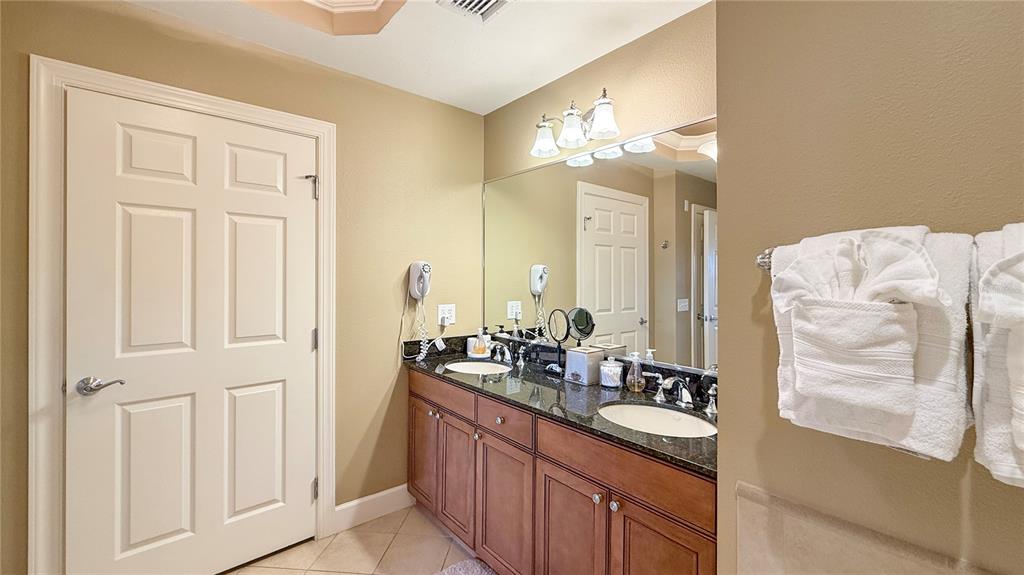1370 Centre Ct Ridge Drive, Unit 303 Reunion, FL 34747 - Photo 23 of 54