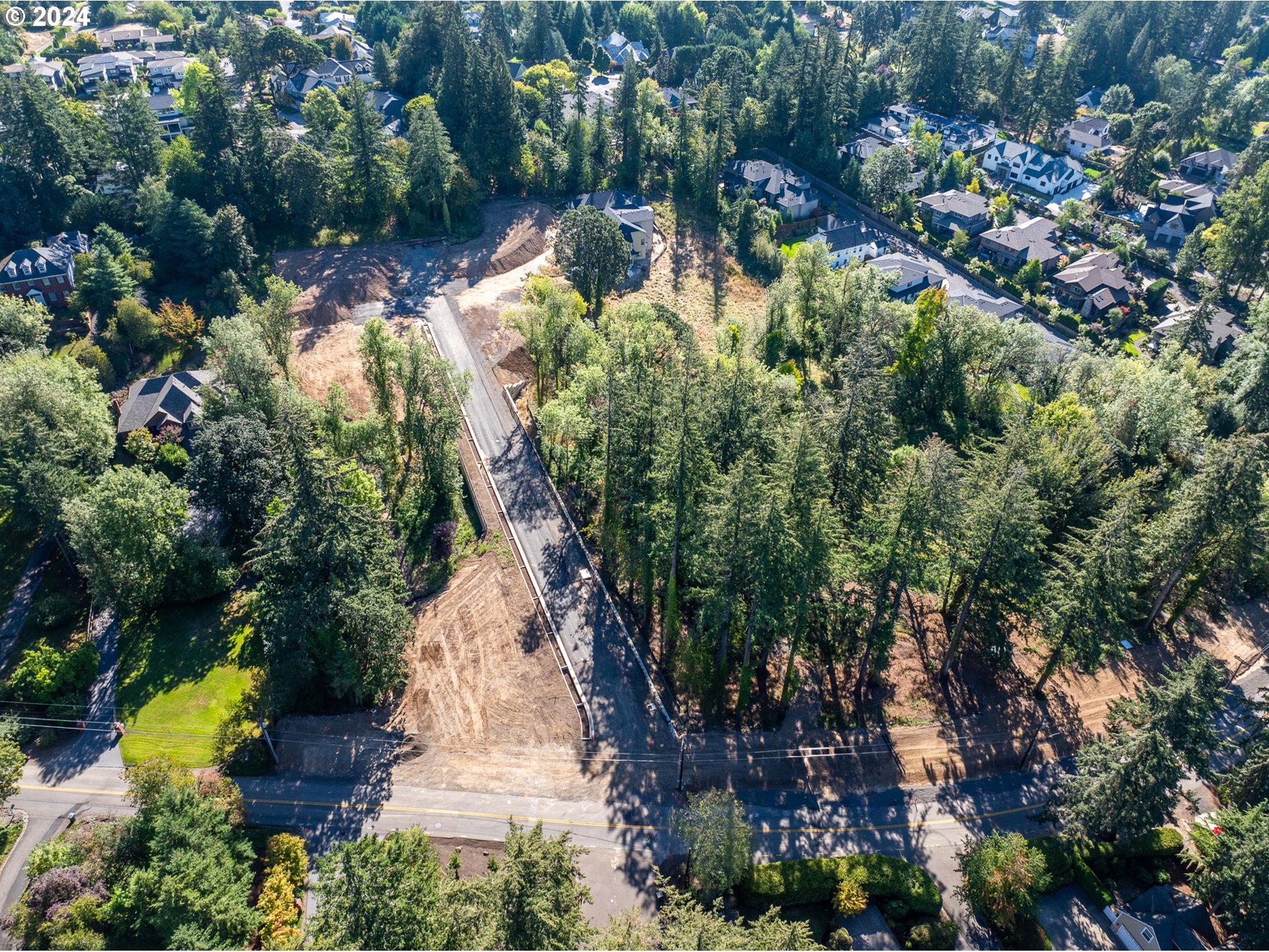 13560 Goodall Road, Unit 7 Lake Oswego, OR 97034 - Photo 2 of 6 Gallery Image 2