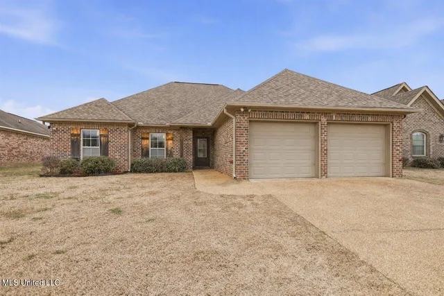 $275,000 | 115 Lennox Place, Brandon, MS 39042