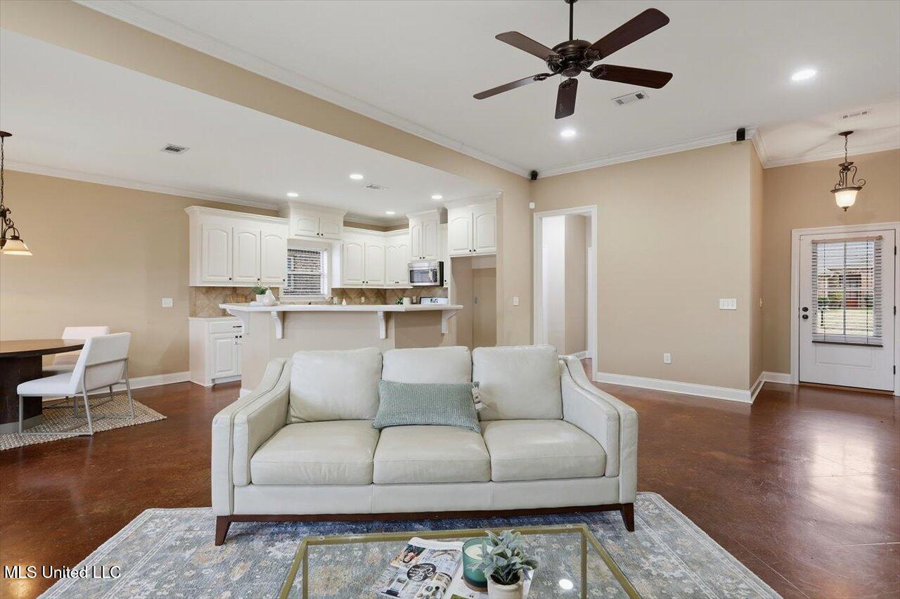 115 Lennox Place Brandon, MS 39042 - Photo 11 of 19 09-115 Lennox Pl _ Home Tours MS