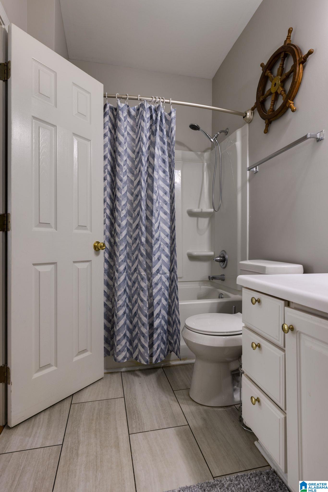 452 Cambrian Ridge Trail Pelham, AL 35124 - Photo 8 of 35