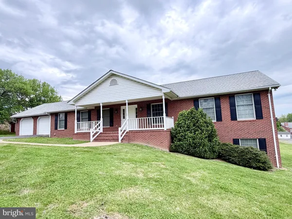 $2,400 | 78 Brook Creek Road, Toms Brook, VA 22660