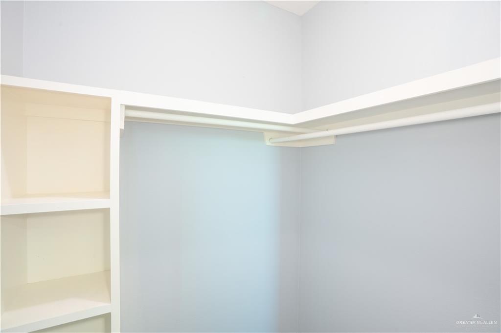 521 North Cynthia Street, Unit 2 McAllen, TX 78501 - Photo 6 of 21 a close up of a wall