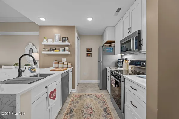 $350,000 | 208 Sky Sail Boulevard, New Bern, NC 28560