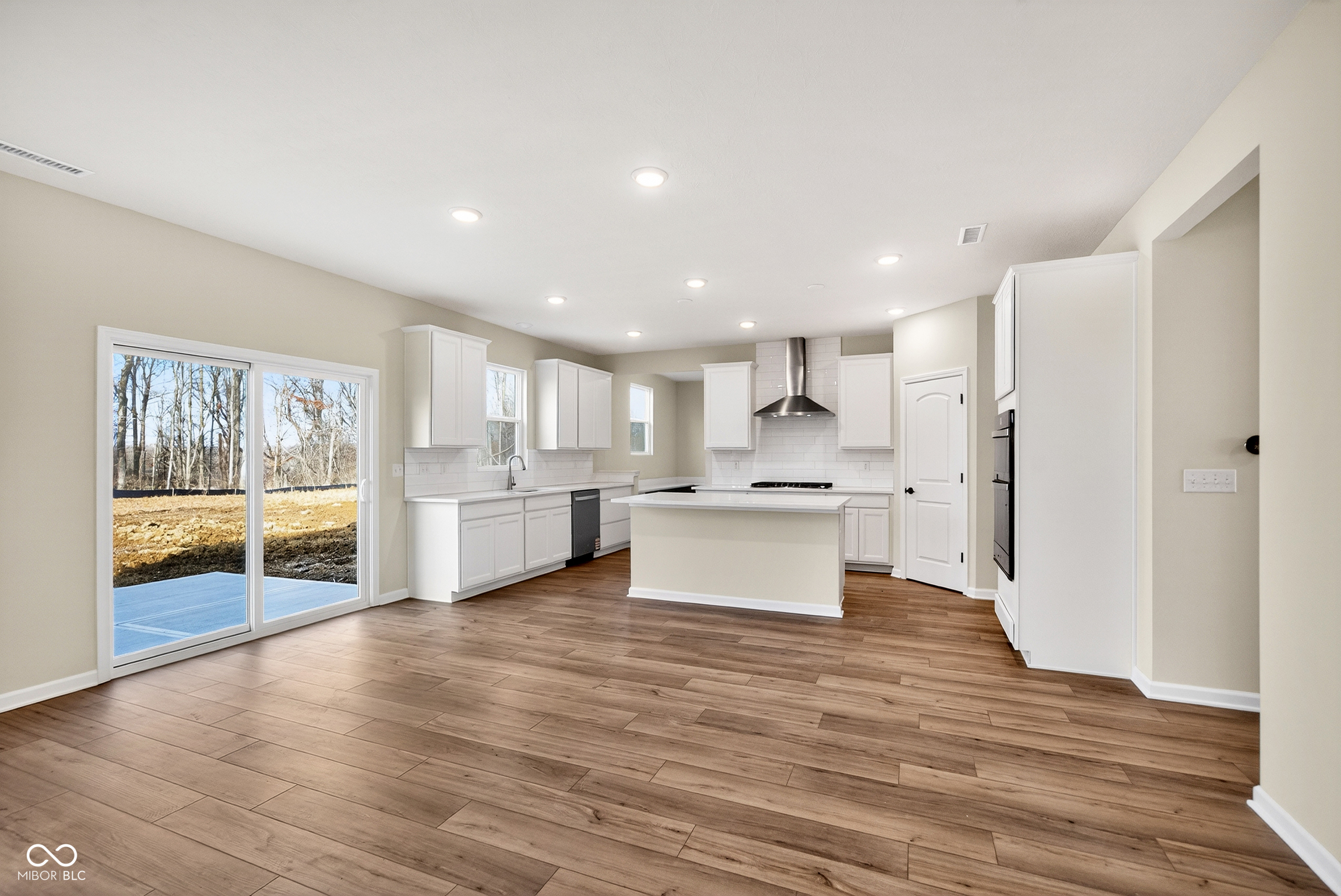 906 Rivendell Drive Avon, IN 46123 - Photo 11 of 38