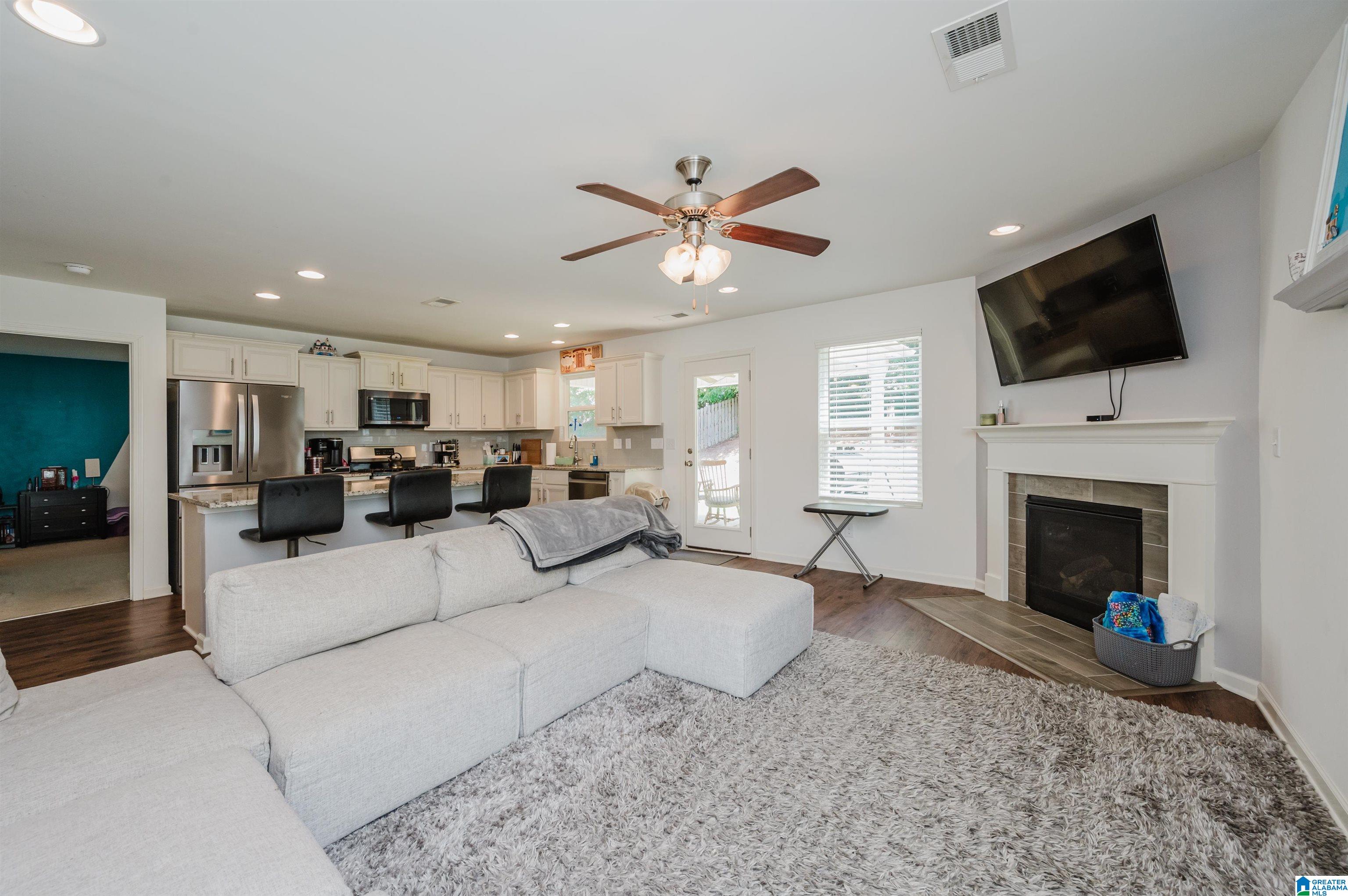 808 Huntington Trace Chelsea, AL 35043 - Photo 17 of 51