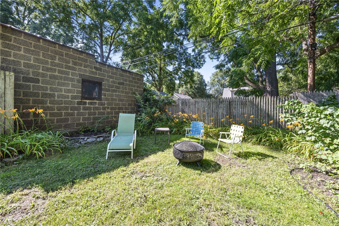 90 Hickory Street Rochester, NY 14620 - Photo 39 of 44