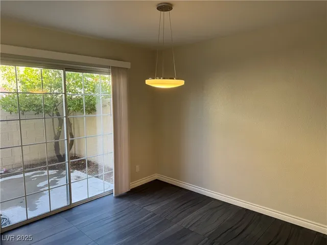 $2,100 | 2606 Autumn Blaze Avenue, Henderson, NV 89074