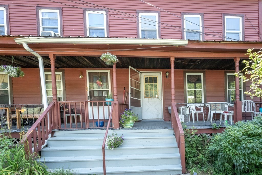 1114 Huntington Road Russell, MA 01071 - Photo 2 of 37