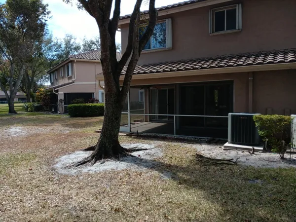 $3,000 | 4983 Pinemore Lane, Lake Worth, FL 33463