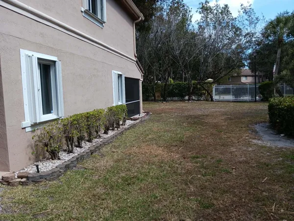 $3,000 | 4983 Pinemore Lane, Lake Worth, FL 33463