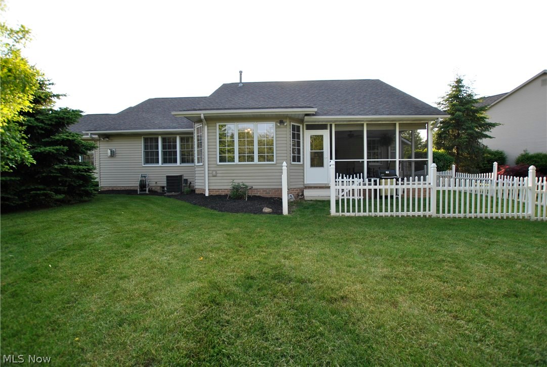 1890 Hollythorne Road Northeast Canton, OH 44721 - Photo 17 of 20 Gallery Image 17
