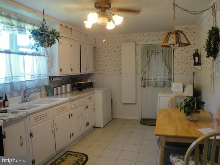 3107 Byberry Road Philadelphia, PA 19154 - Photo 18 of 22 Kitchen