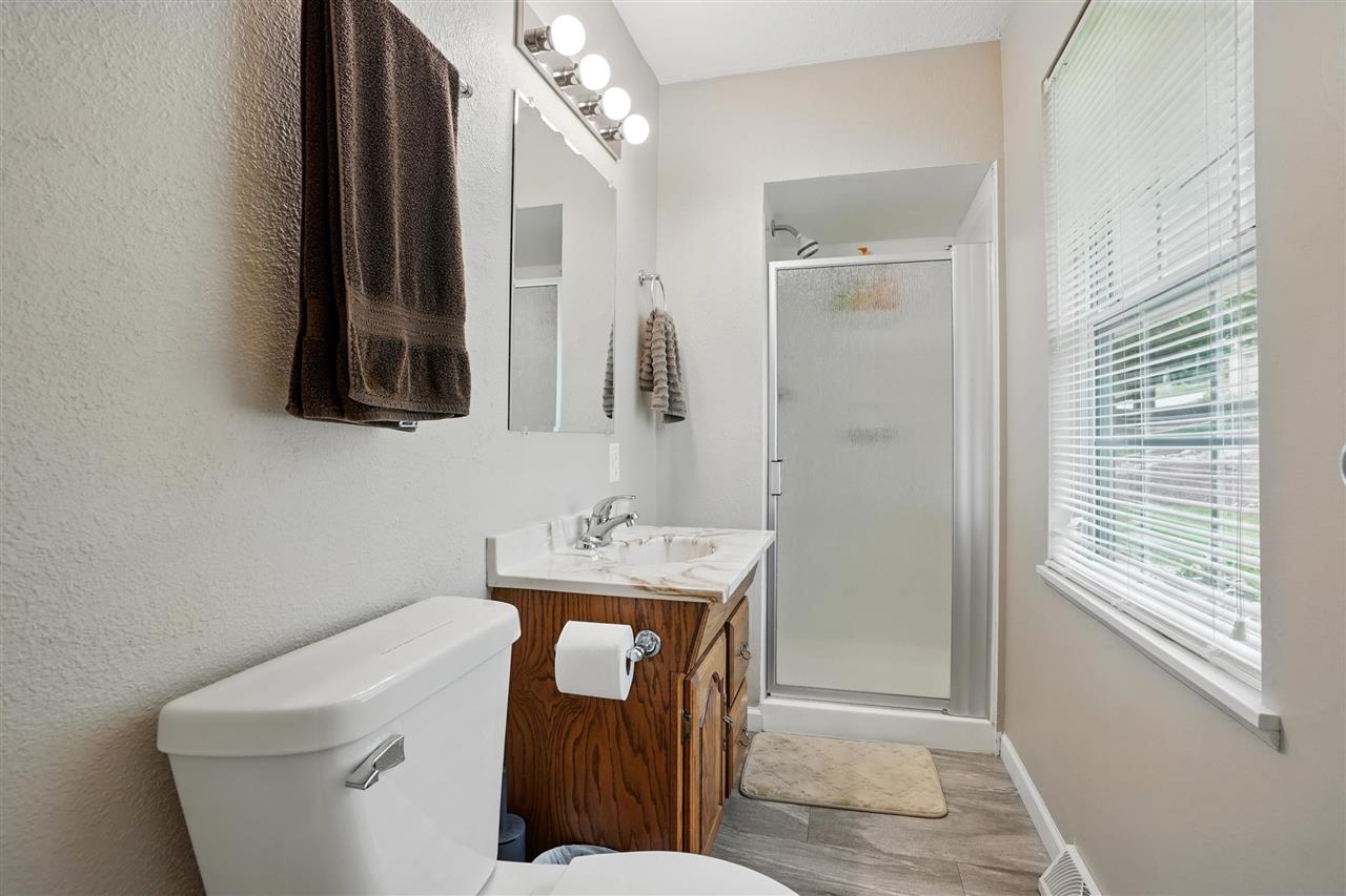 2320 Rice Ridge Lane Northeast North Liberty, IA 52317 - Photo 22 of 71 Primary bath