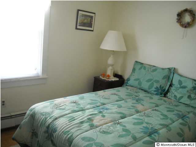109 George Road Toms River, NJ 08753 - Photo 5 of 10 Additional Photo