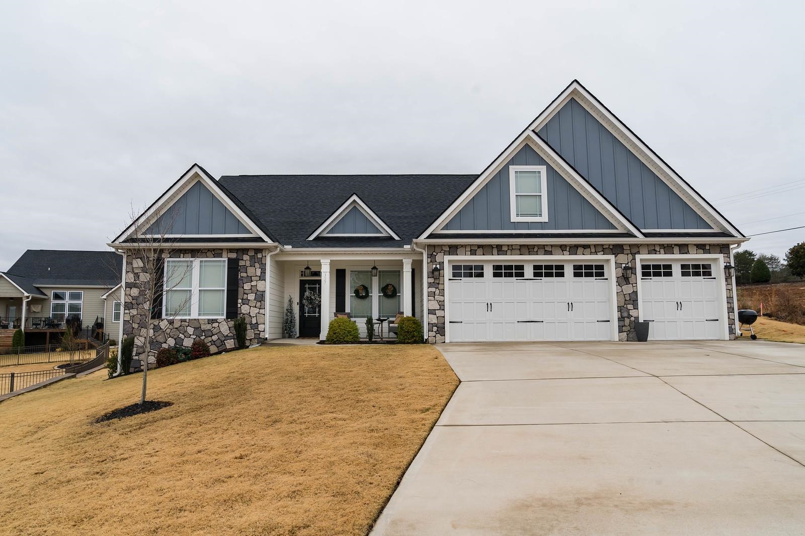 327 Holly Oaks Lane Inman, SC 29349 - Photo 1 of 30 Gallery Image 1