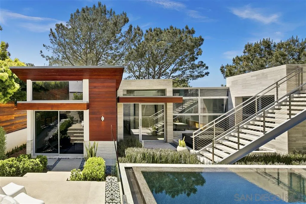 116 Nob Avenue Del Mar, CA 92014 - Photo 20 of 25 front view of house with a yard