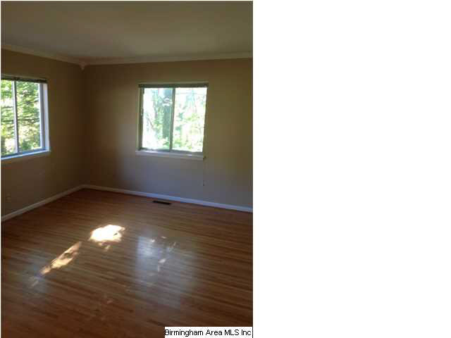 1328 Southhall Road Birmingham, AL 35213 - Photo 10 of 32
