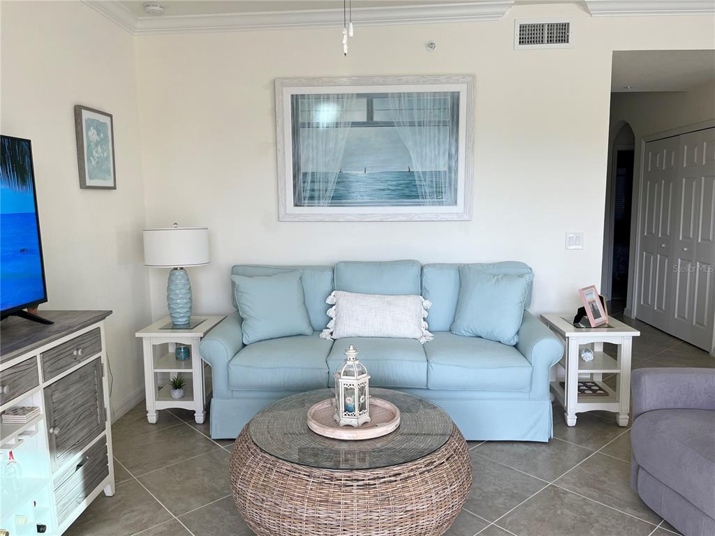 17520 Gawthrop Drive, Unit 106 Lakewood Ranch, FL 34211 - Photo 8 of 33