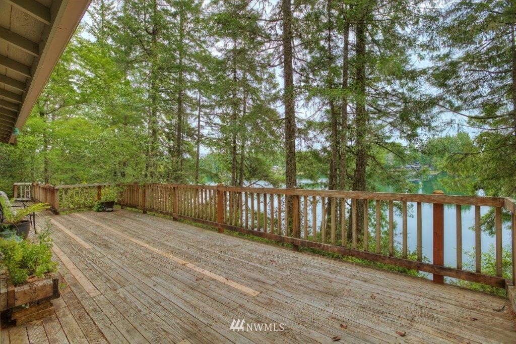 1070 East Benson Lake Road Grapeview, WA 98546 - Photo 7 of 15 Gallery Image 7