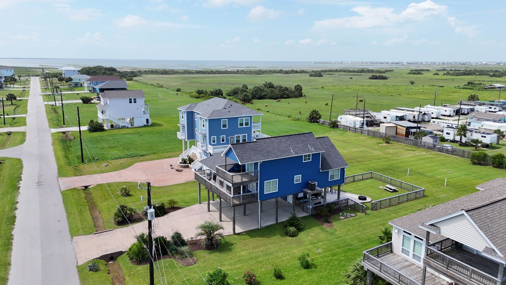 18115 Shaman Road Galveston, TX 77554 - Photo 26 of 40
