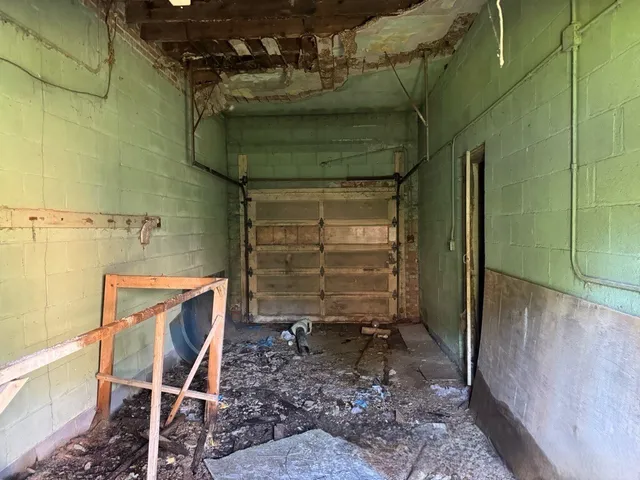 $39,000 | 2650 East 77th Street, Chicago, IL 60649