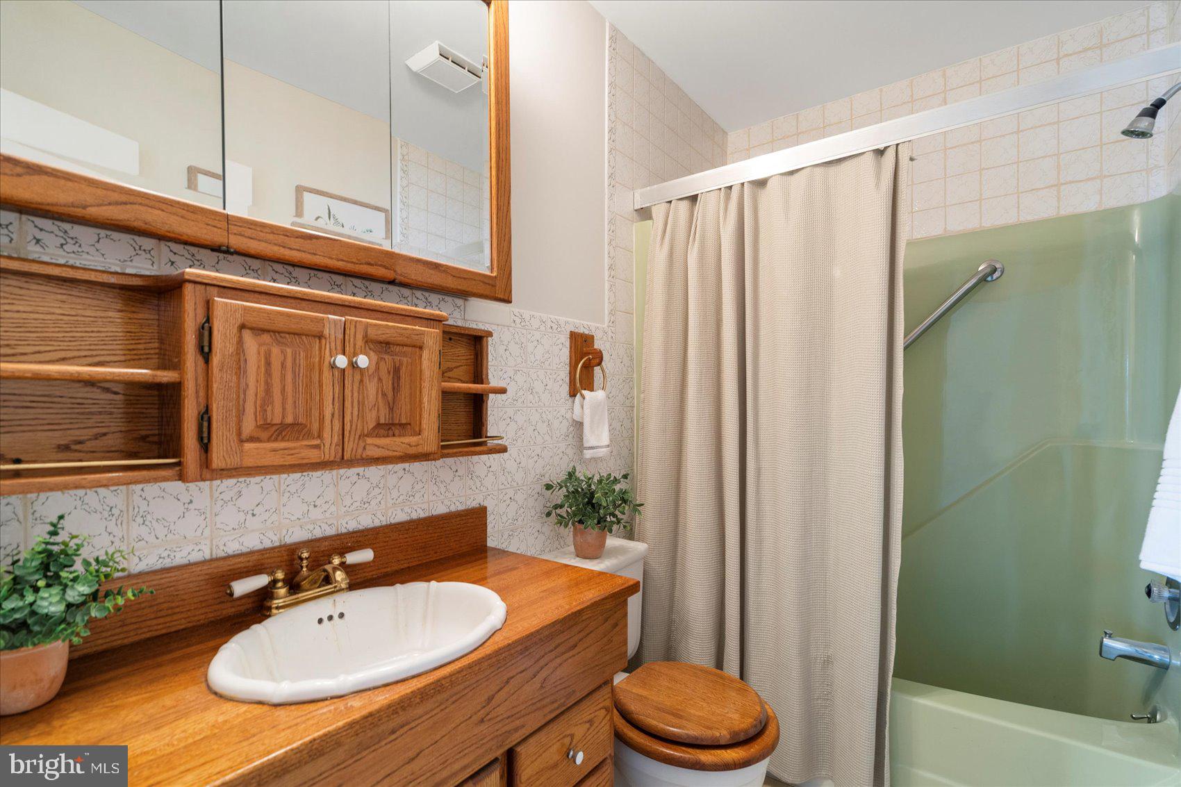 7353 Chesapeake Road Middle River, MD 21220 - Photo 23 of 37