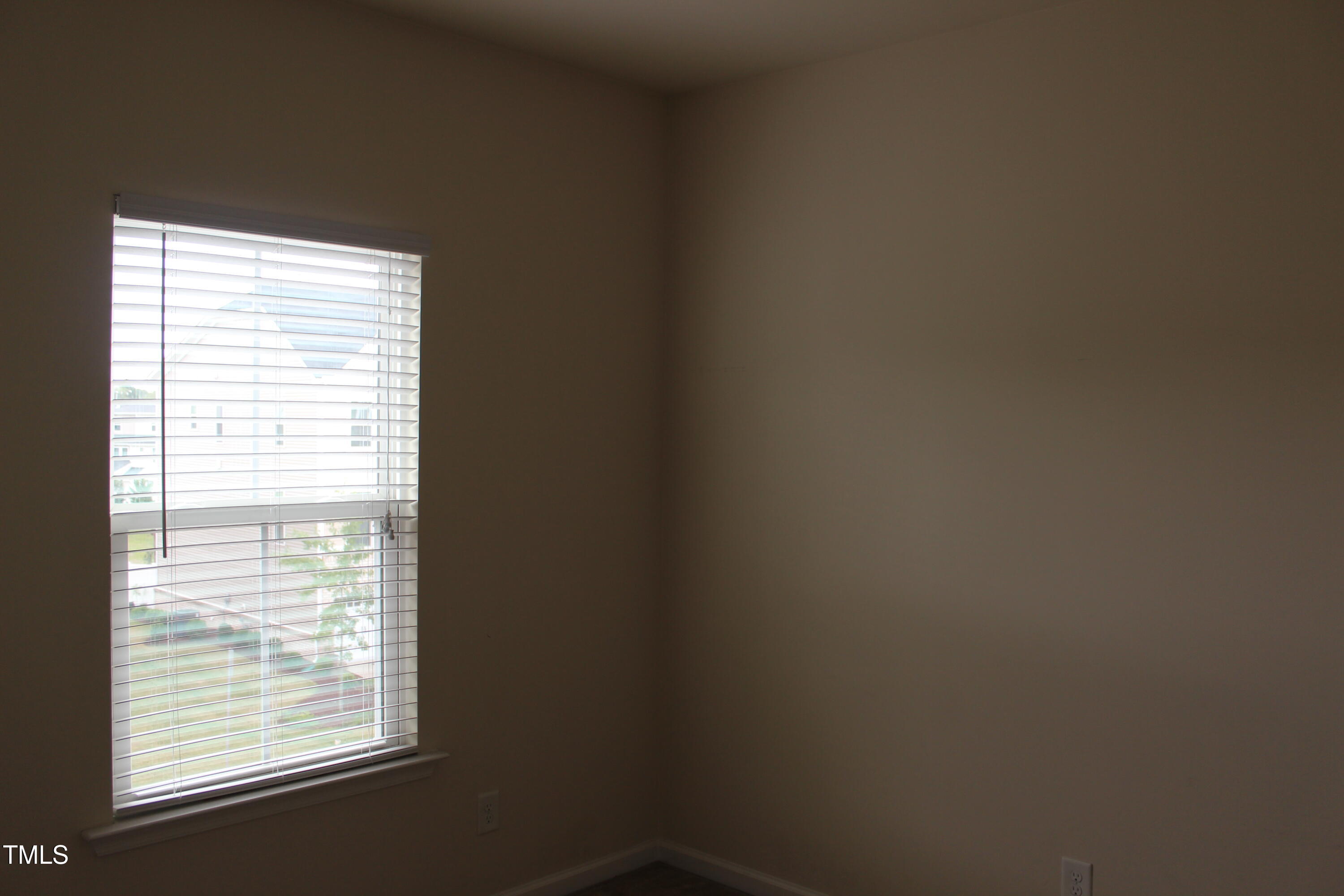 723 Suffield Way Cary, NC 27519 - Photo 13 of 17 IMG_2937