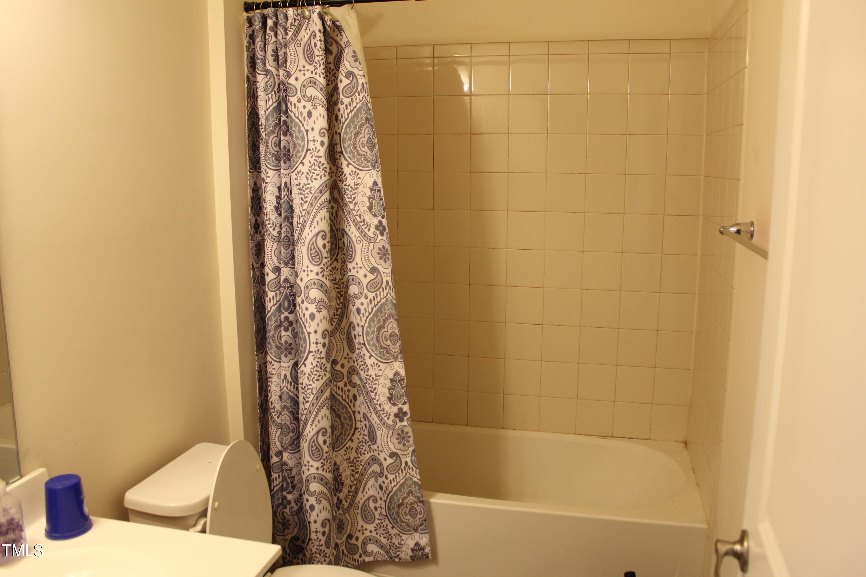 723 Suffield Way Cary, NC 27519 - Photo 14 of 17 IMG_2938