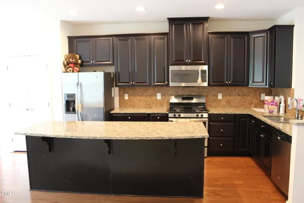 $2,195 | 723 Suffield Way, Cary, NC 27519