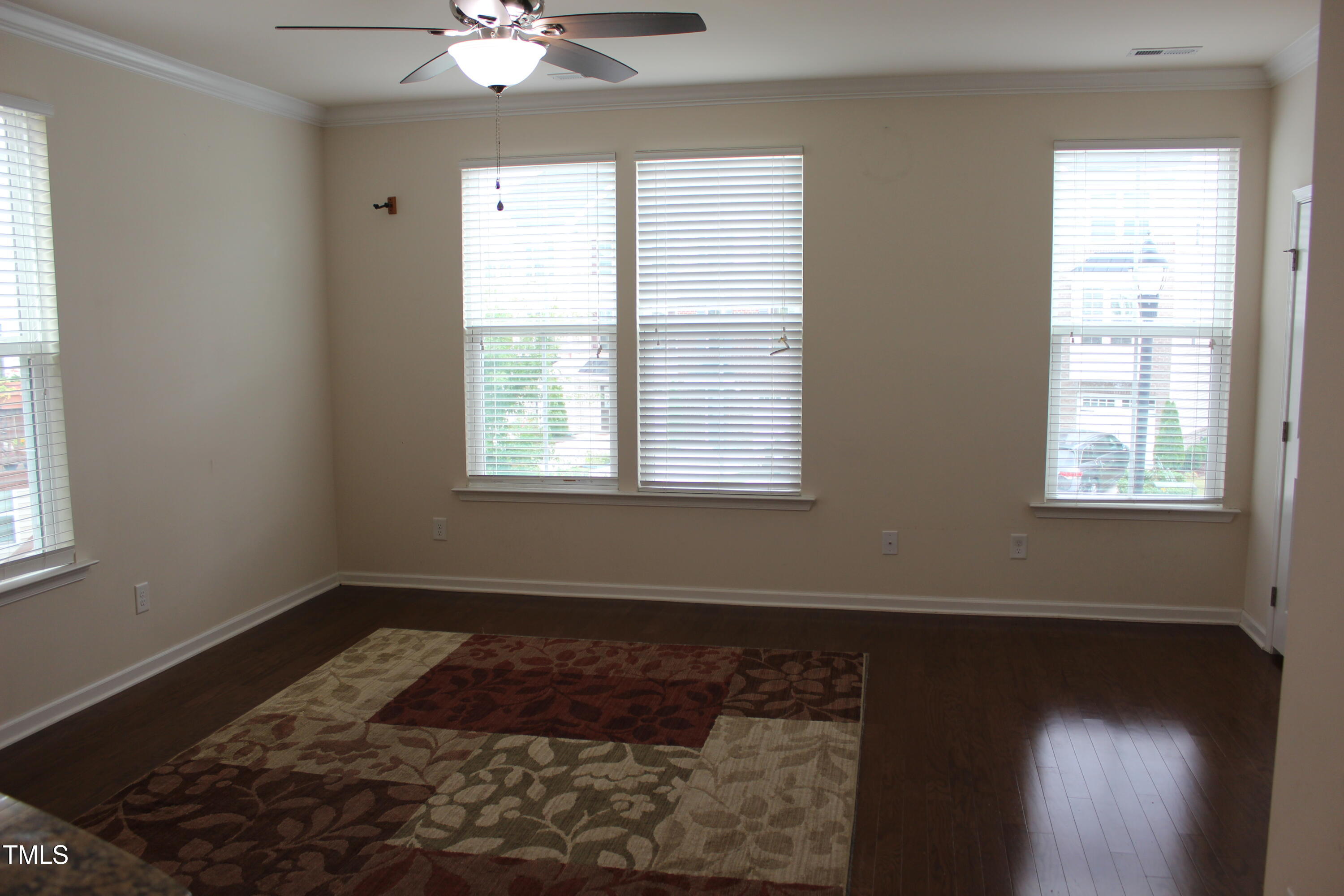 723 Suffield Way Cary, NC 27519 - Photo 9 of 17 IMG_2926