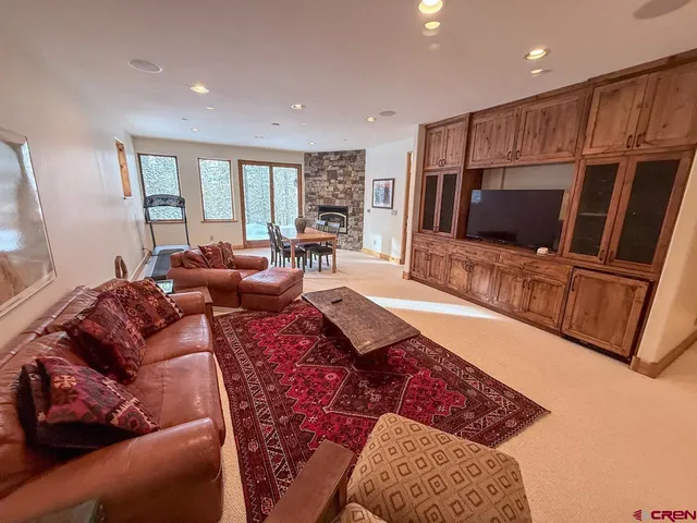 $2,950,000 | 2074 Wildcat Trail, Crested Butte, CO 81224