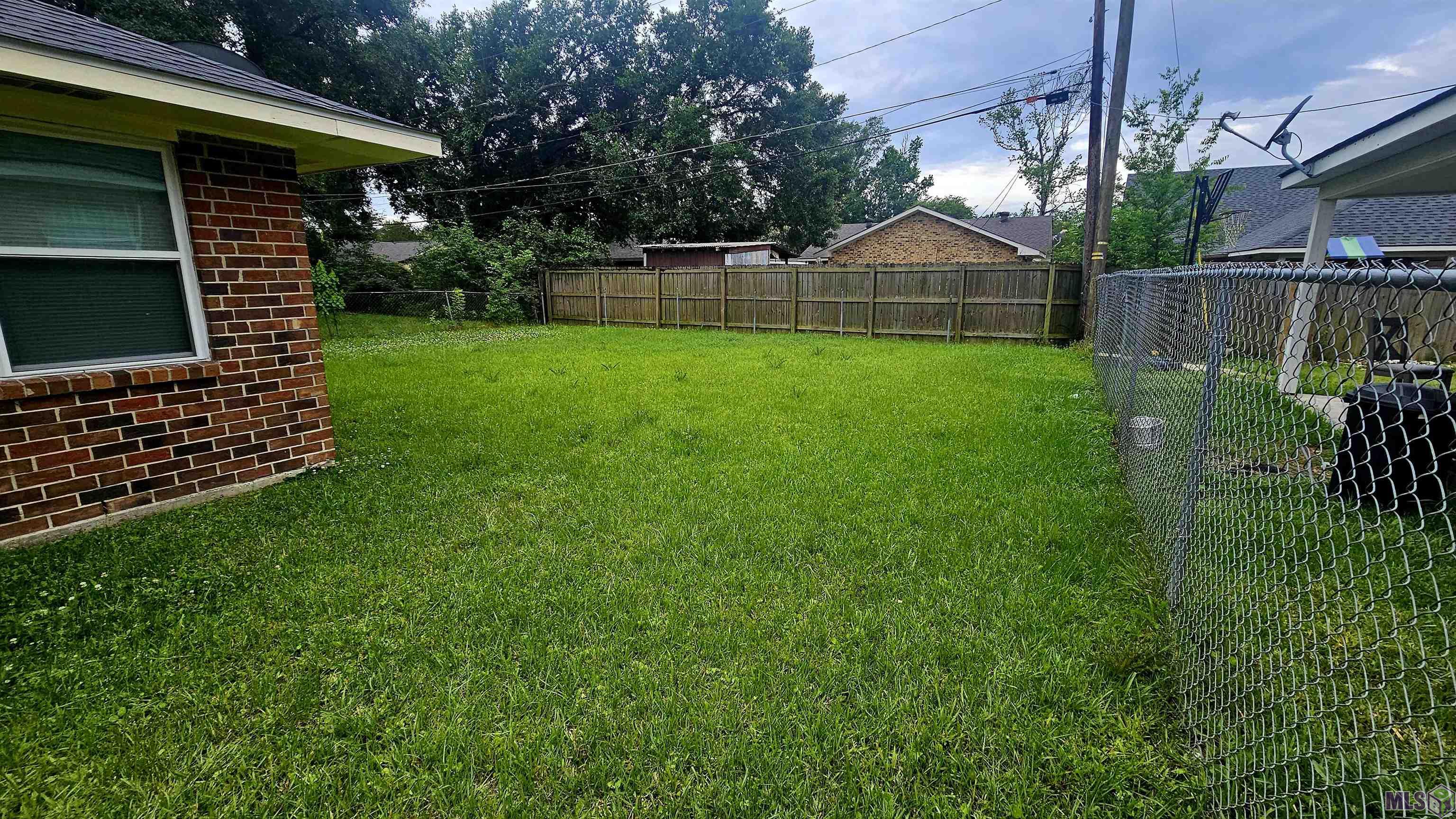 8708 Montclair Street Denham Springs, LA 70726 - Photo 10 of 11