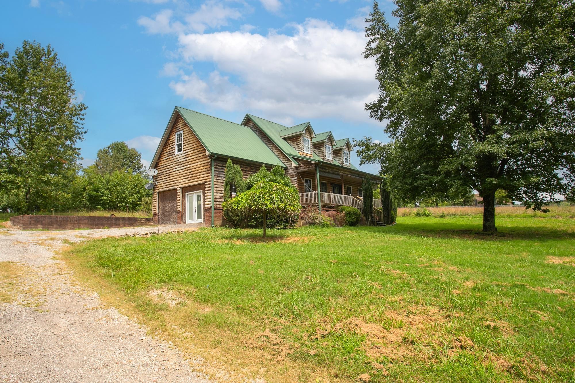 2230 West Mt Vernon Road Bethpage, TN 37022 - Photo 4 of 54 Gallery Image 4