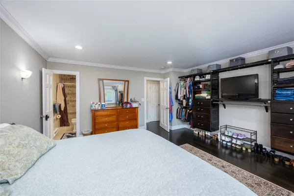 $3,100 | 40 West 4th Street, Unit 7, Patchogue, NY 11772