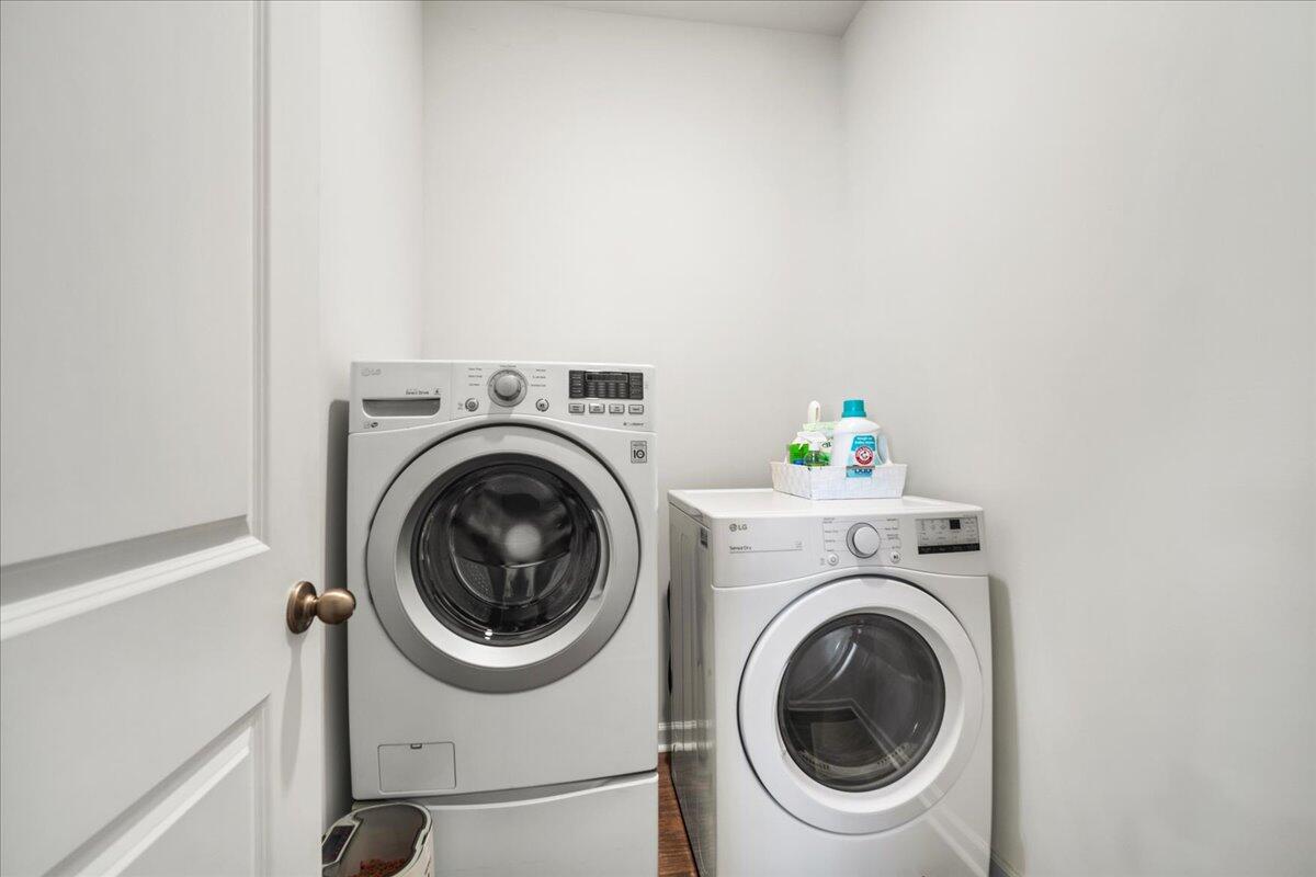 175 Sweet Cherry Lane Summerville, SC 29486 - Photo 26 of 48 26-175 Sweet Cherry Ln-25