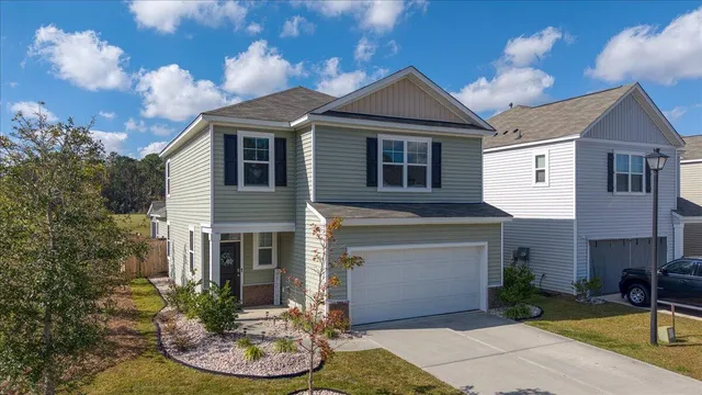 $395,000 | 175 Sweet Cherry Lane, Summerville, SC 29486