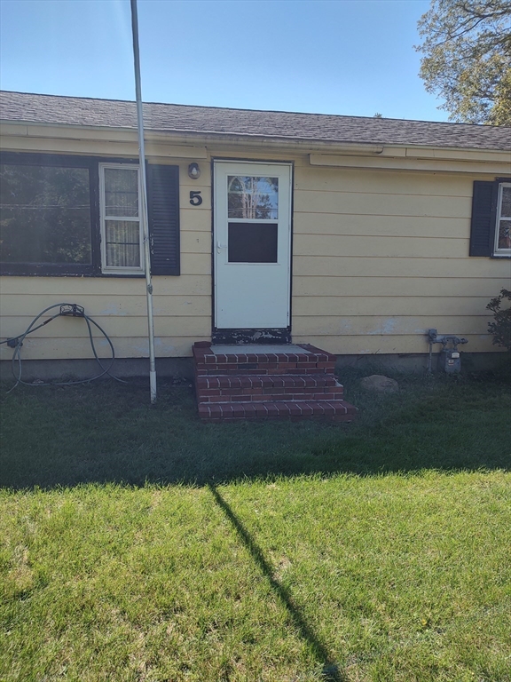 5 New Carver Street Raynham, MA 02767 - Photo 2 of 28