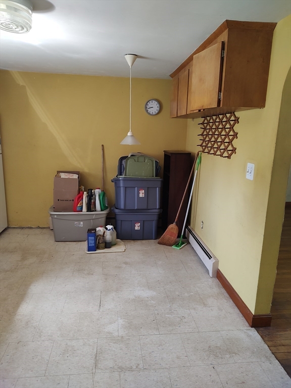 5 New Carver Street Raynham, MA 02767 - Photo 10 of 28